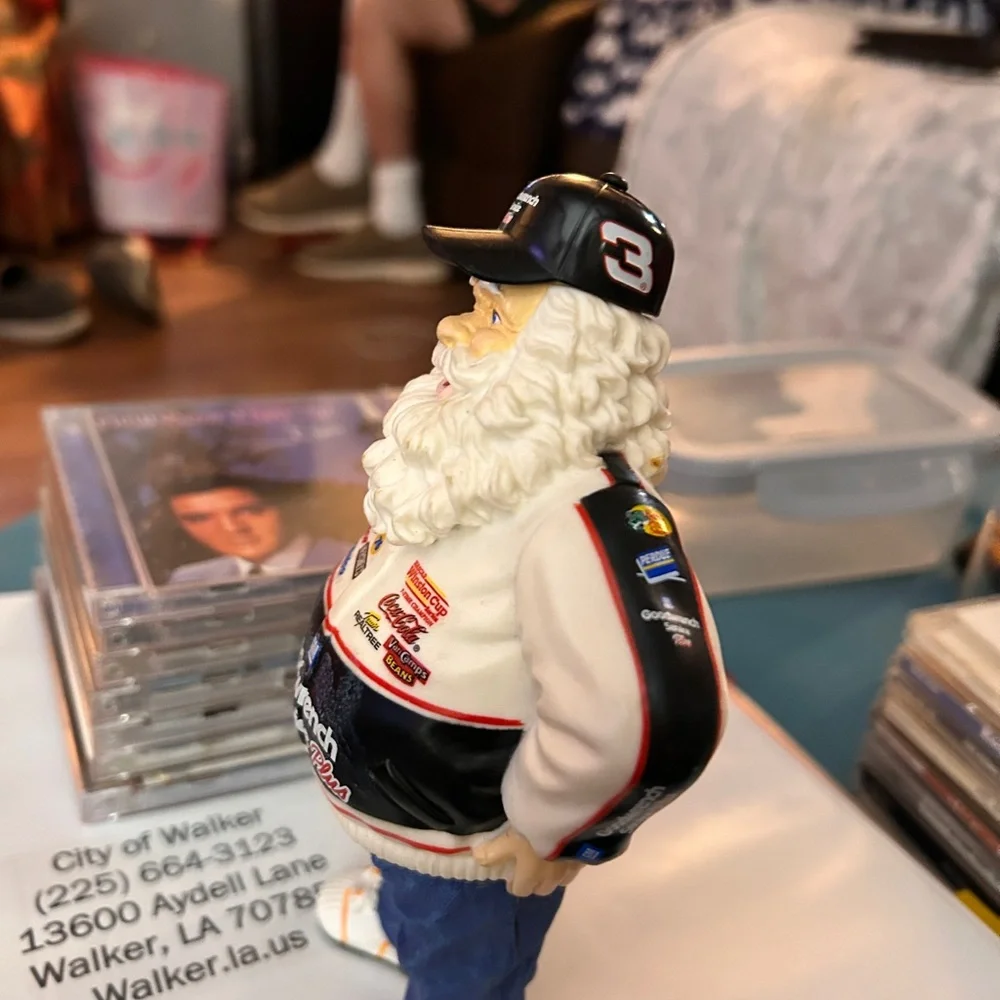 Service Plus Santa Figurine -‎ White and Blue